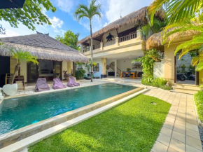 Villa Bugis Kayu Aya Seminyak
